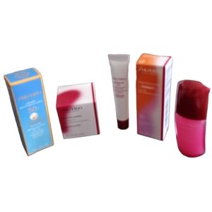 Shiseido 6 Piece Skin Care Gift Set With Red Cosmetic Bag
